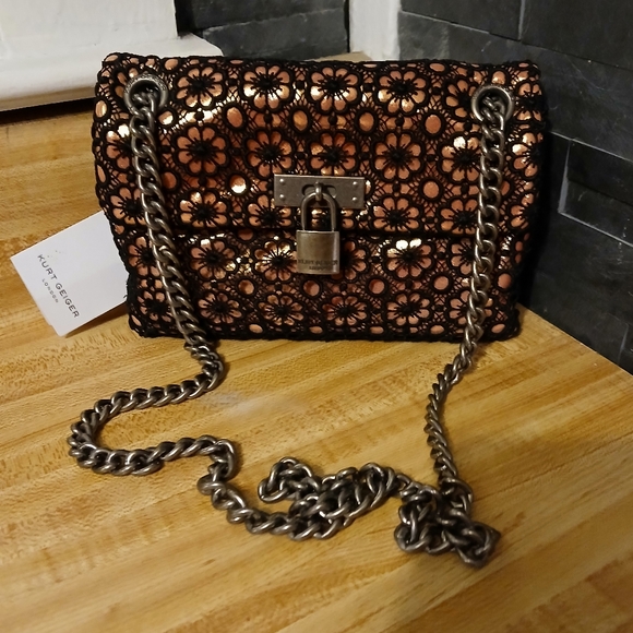 Kurt Geiger NWT Metallic with Black Crochet Overlay and Dustbag - Picture 5 of 12